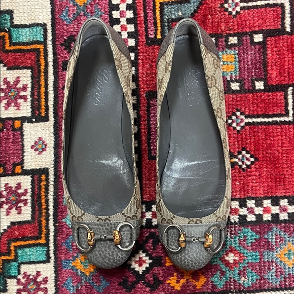 Gucci Flats - Picture 1 of 7